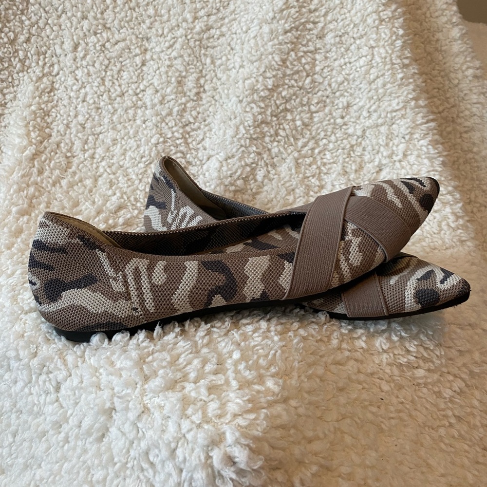 Camo flats